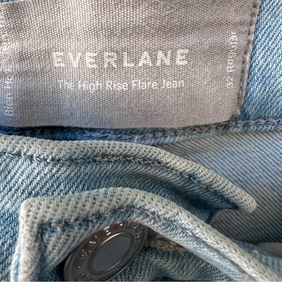 EVERLANE THE HIGH RISE FLARE JEAN IN FOG SIZE 32 - Picture 11 of 13